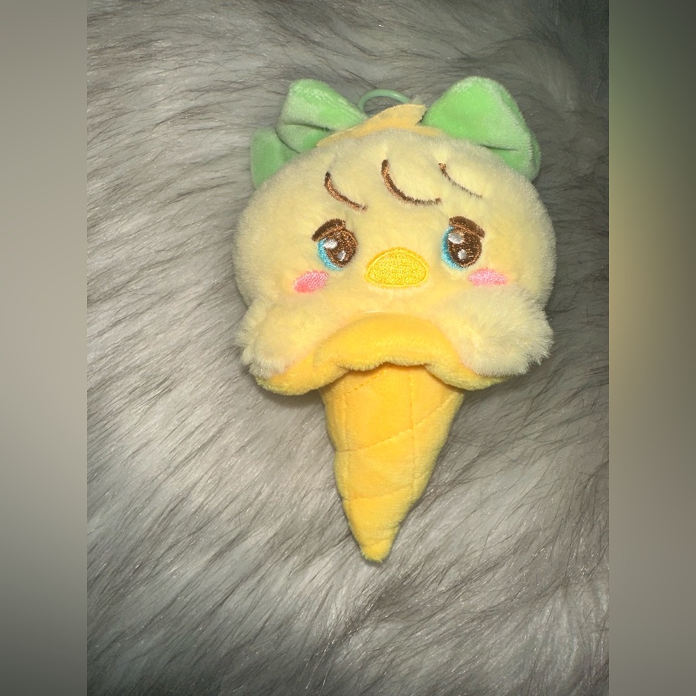 Mikko Illustrations “Puff” Ice Cream Keychain/Bag Charm
